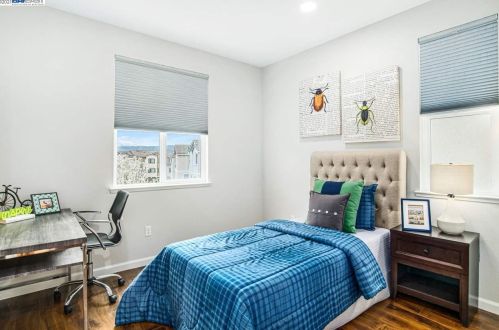 7056 Mariposa Ln, Pleasanton CA  94568-2569 exterior