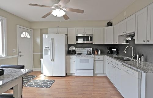 455 Herschel St, Saint Paul, MN 55104-3604