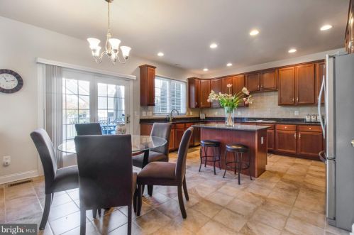 5312 Kernstown Ct, Haymarket VA  20169-4504 exterior