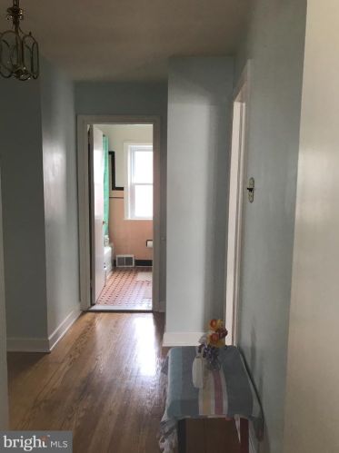 26 Johns Rd, Cheltenham PA  19012-1420 exterior