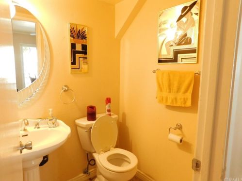 607 Arroyo Seco Dr, San Diego CA 92114-5839 exterior