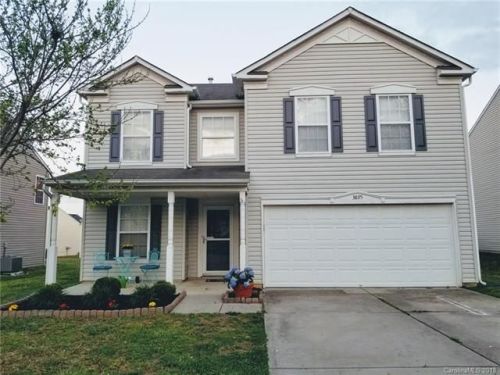 3895 Shasta Cir, Lake Wylie, SC 29710-6929
