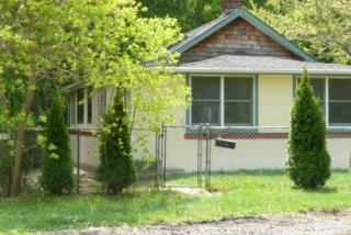 540 Wiggins St, Greenport, NY 11944-1848