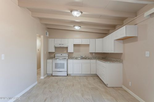 5681 Bryant Ave, Tucson AZ  85706-2917 exterior