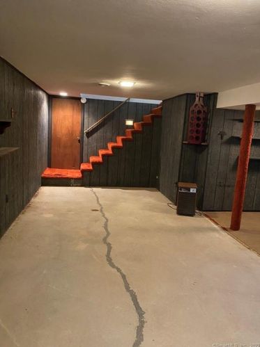 110 Cross Hl Rd, Upper Stepney CT 06468-2355 exterior