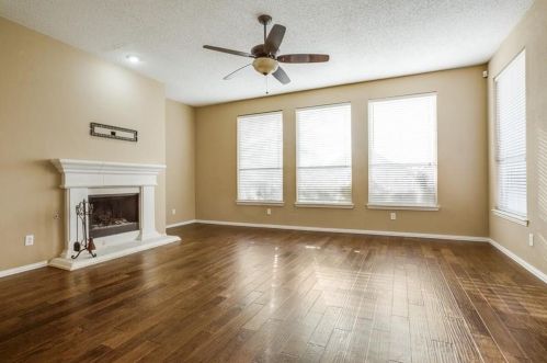 1105 Postwood Dr, Denton, TX 76210-8857