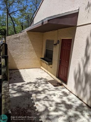 2013 Oleander Blvd, Fort Pierce FL  34950-5350 exterior
