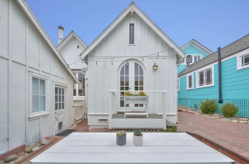 238 Park St, Del Monte Park CA  93950-3334 exterior