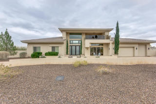 10541 Charter Oak Dr, Scottsdale, AZ 85259-2405