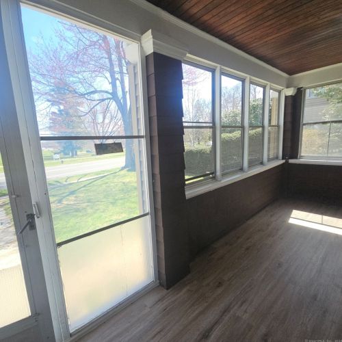 253 Hartford Ave, Hartford CT  06109-2032 exterior
