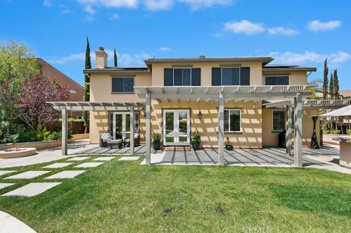 32862 Pine Cir, Temecula CA  92592-1369 exterior