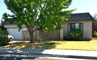 2975 Paula Dr, Clovis CA  93612-4610 exterior