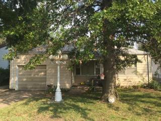 1938 Madison Ave, Wichita KS  67214-4409 exterior