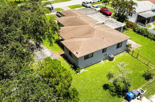 433 26th Ave, Hollywood, FL 33020-4325