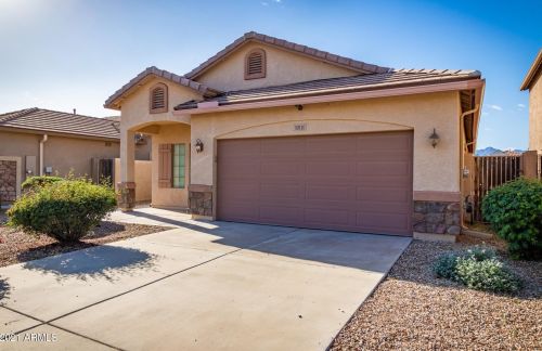 10111 Parkway Dr, Tolleson, AZ 85353-4409