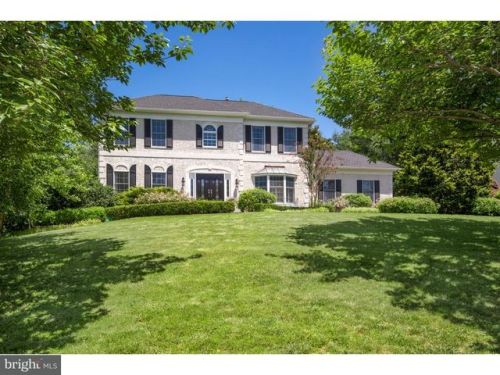 5 Chesterland Dr, Thornton, PA 19373-1133