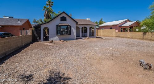 204 9th St, Casa Grande, AZ 85122-3913