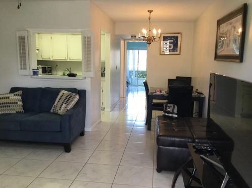 300 Sheffield M, West Palm Beach, FL 33417-1539