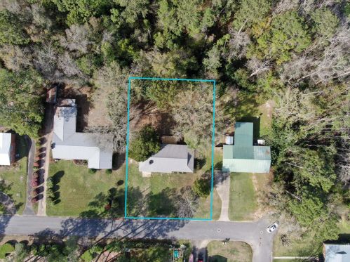 172 Oaklawn Sq, Defuniak Springs, FL 32435-4816