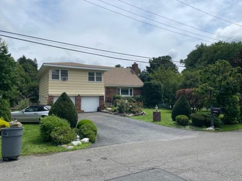 32 Kewanee Rd, New Rochelle, NY 10804-1324
