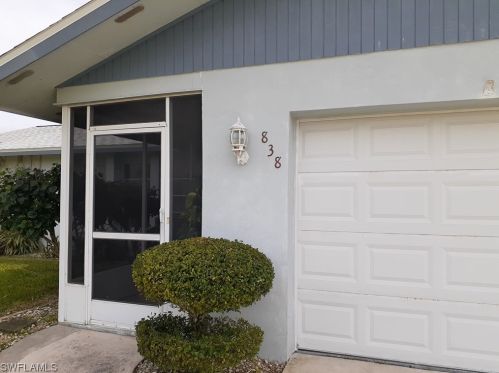 838 41st St, Cape Coral, FL 33904-5221