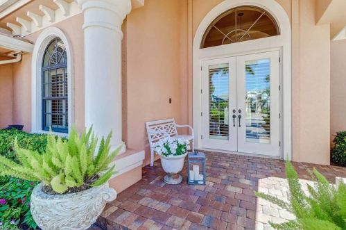 28499 Raffini Ln, Bonita Springs, FL 34135-8012
