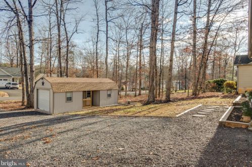 606 Mt Pleasant Dr, Locust Grove VA  22508-5112 exterior