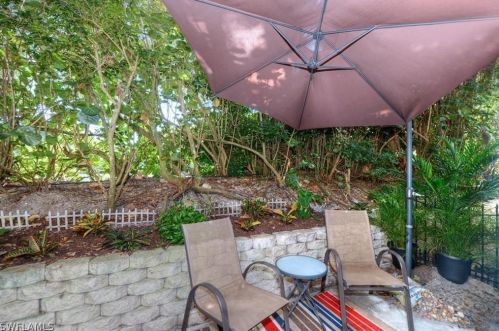 3258 Tamara Dr, Naples FL  34109-3867 exterior