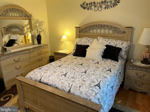 203 Pt Ct, Lawrence Township NJ  08648-2859 exterior