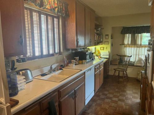 6654 Belle Glade Ave, San Diego CA 92119-2221 exterior