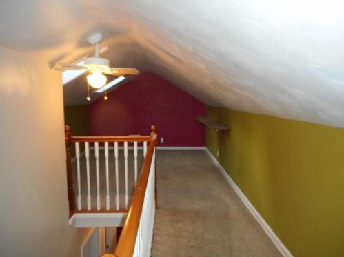 2043 Hulton Rd, Verona PA  15147-3806 exterior