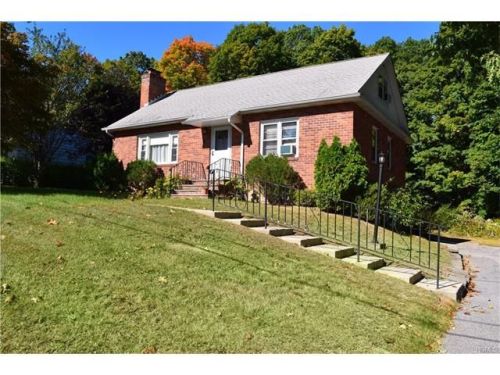81 Mailler Ave, Cornwall, NY 12518-1321