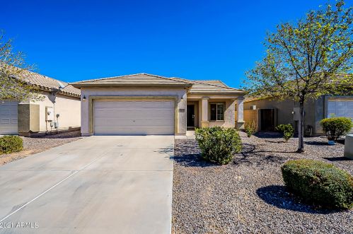41355 Stenson Dr, San Tan Valley, AZ 85140-4209