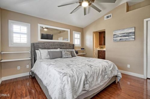 2062 Avila Pl, Oxnard CA 93036-8257 exterior