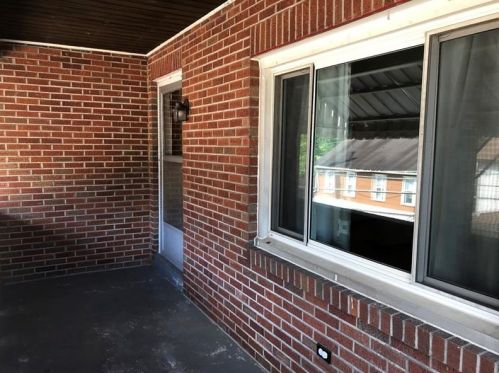 500 Park Ave, Monongahela PA  15063-1855 exterior