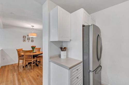 83 Barrington Ave, Nashua NH  03062-2288 exterior