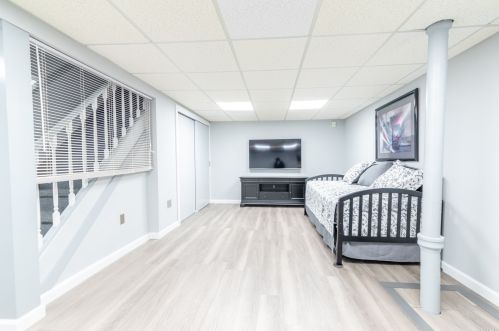 99 Thomas Ave, Bethpage NY  11714-1811 exterior