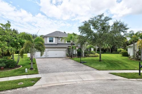 427 Key Lime Sq, Vero Beach, FL 32968-3820