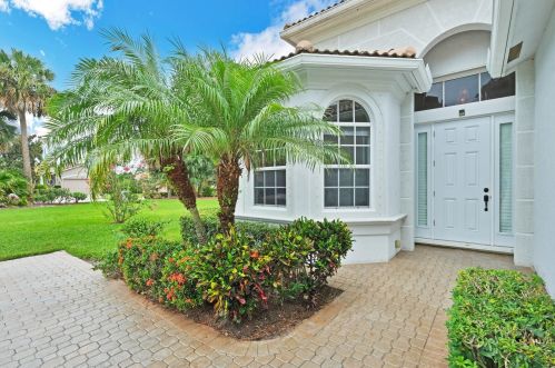 8820 Champions Way, Fort Pierce, FL 34986-2806