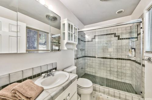 1858 Normuk St, South Lake Tahoe CA  96150-5348 exterior