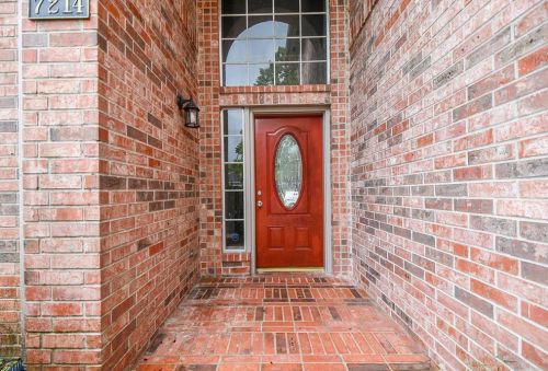 7214 Oak Walk Dr, Humble, TX 77346-5078