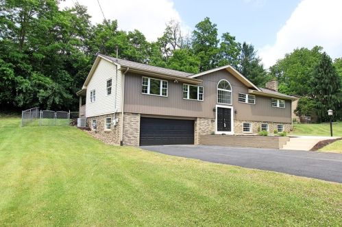 113 Hooks Ln, Canonsburg, PA 15317-1835