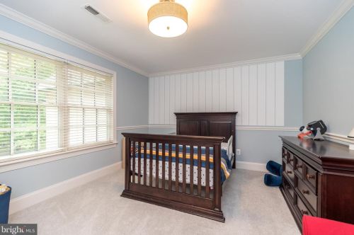 10 Devonshires Ct, Blue Bell PA  19422-2560 exterior