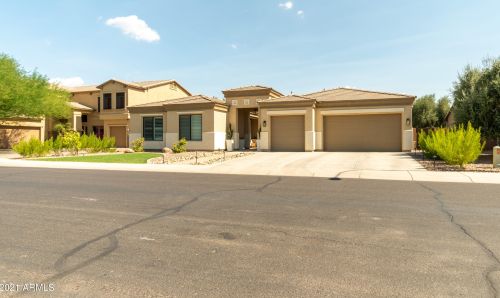 3357 Bartlett Pl, Chandler, AZ 85249-5296