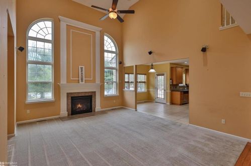 6608 Carmel Dr, Macungie PA  18062-8763 exterior