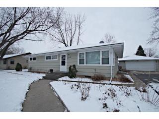 10325 York Ln, Minneapolis, MN 55431-3256