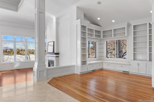 93 Glenmoor Dr, Englewood CO 80113-7117 exterior