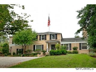 5 Pine Tree Cir, Asheville, NC 28804-2309