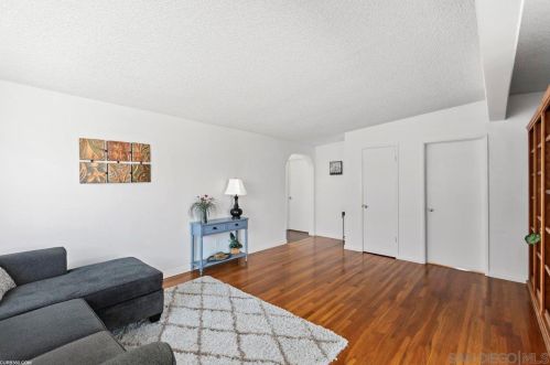 4362 Conrad Ave, San Diego CA 92117-2017 exterior