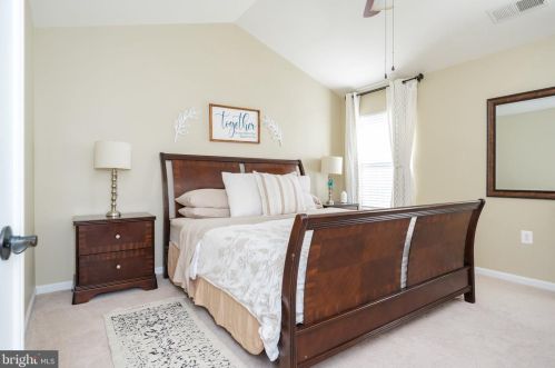 179 Colonial Dr, Charles Town WV  25414-4498 exterior